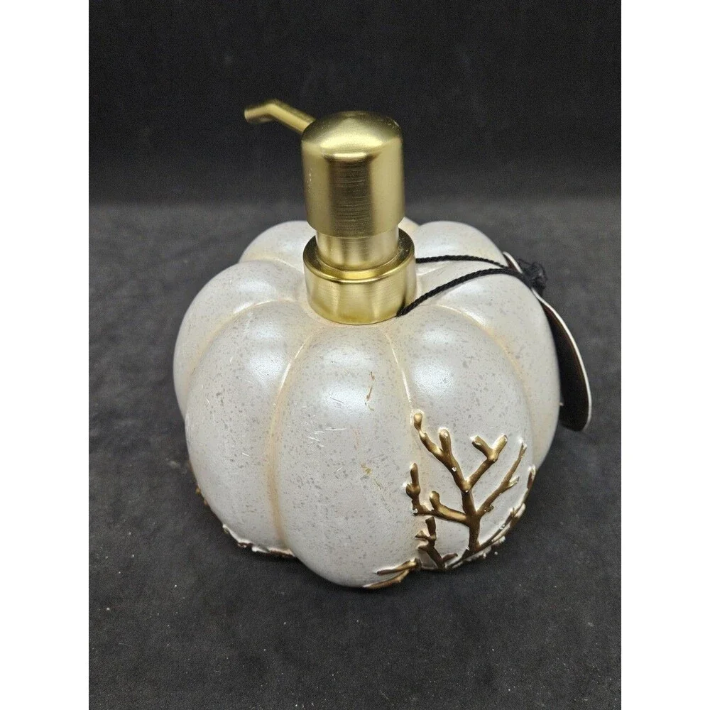 MRS PETERS HAUNTED PARLOR  Halloween / Fall Soap Lotion  Dispenser Pump New